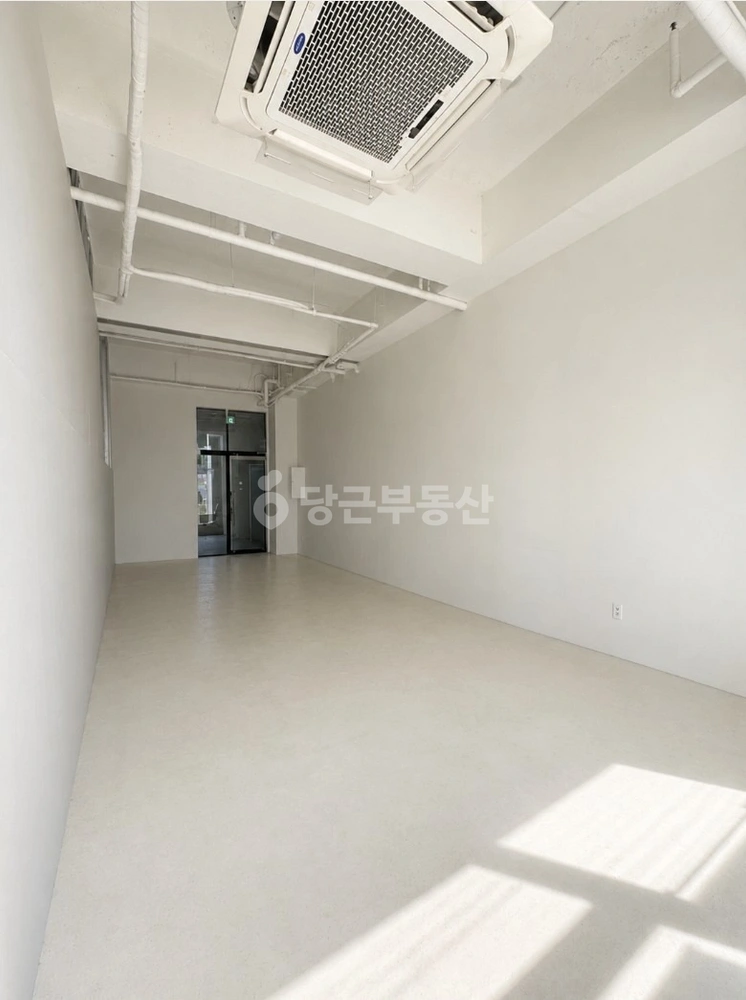충청남도 천안시 서북구 불당동 상가 사진 1