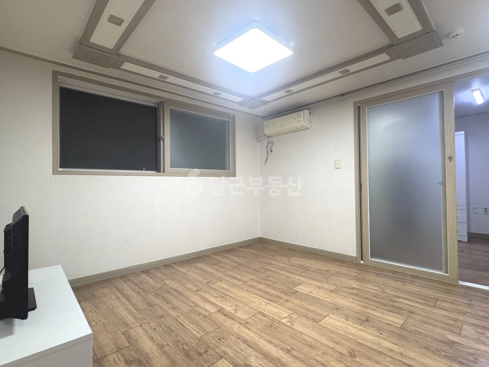 대전광역시 서구 용문동 원룸 사진 1