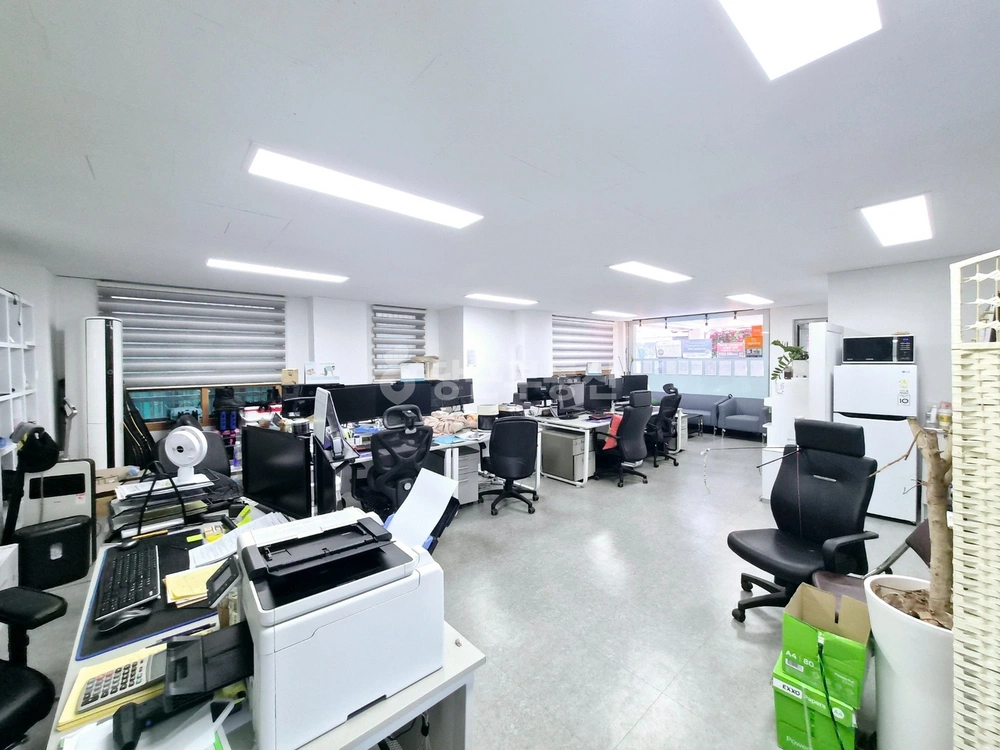 대전광역시 서구 괴정동 상가 사진 1