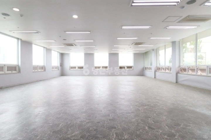 대전광역시 서구 둔산동 사무실 사진 1