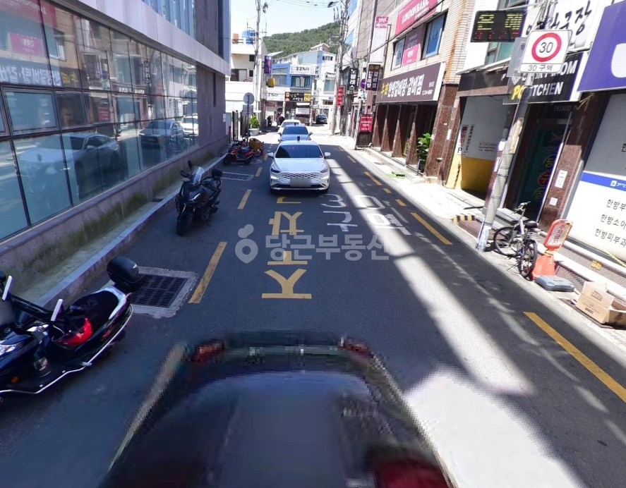 부산광역시 남구 용호동 건물 사진 1