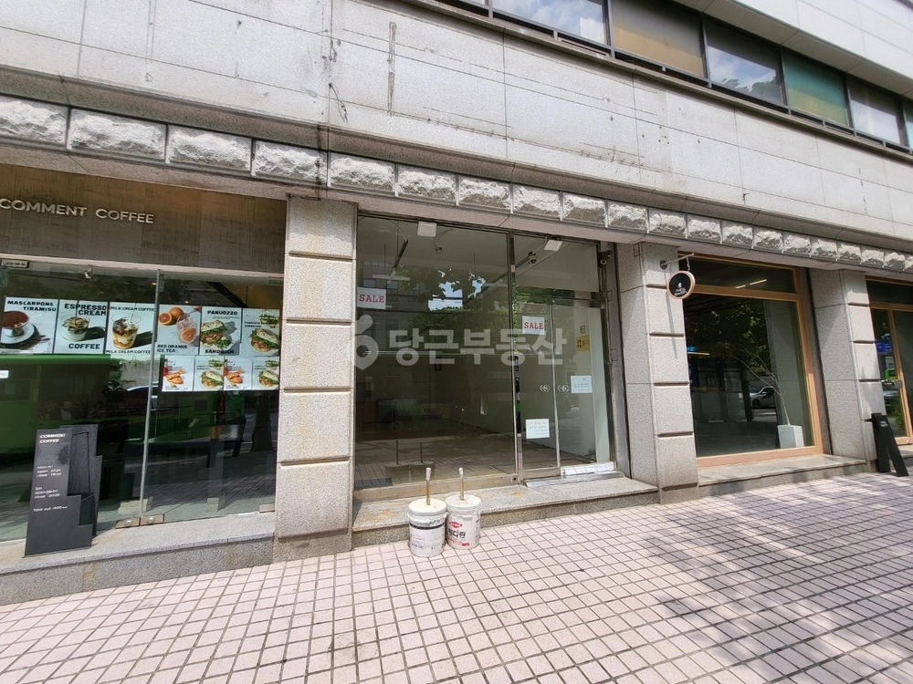 서울특별시 마포구 동교동 상가 사진 1