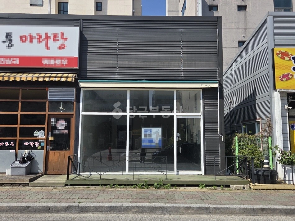 충청남도 천안시 동남구 신방동 상가 사진 1