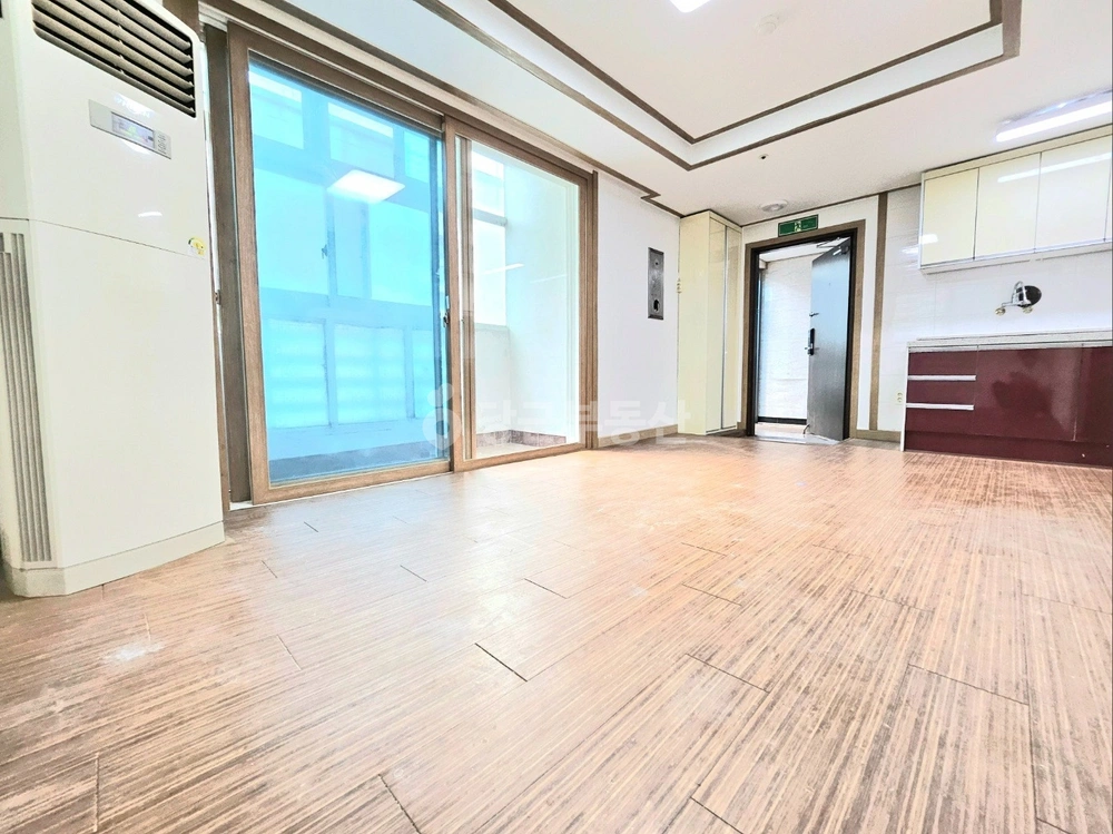 서울특별시 강남구 역삼동 원룸 사진 1