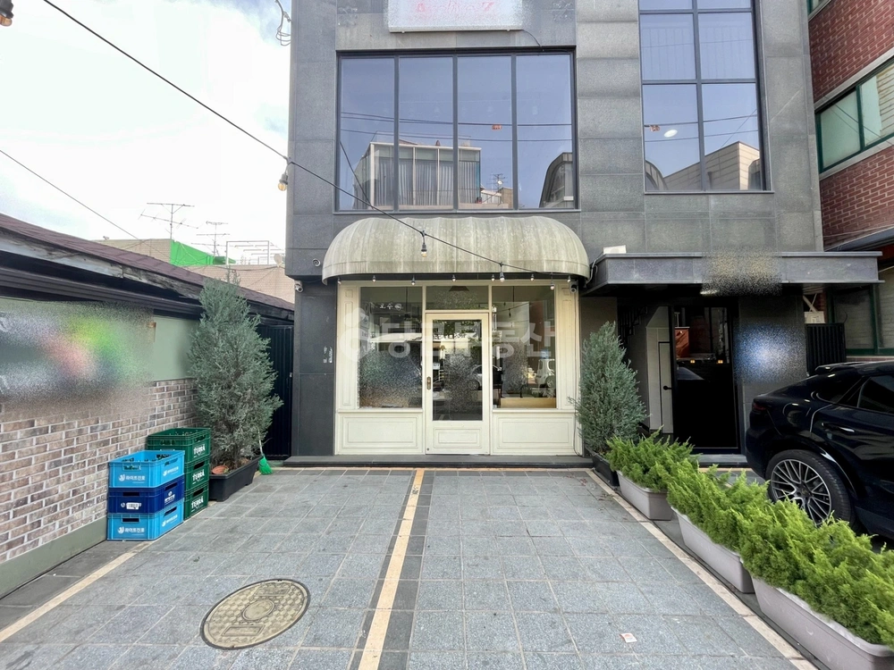 서울특별시 마포구 합정동 상가 사진 1