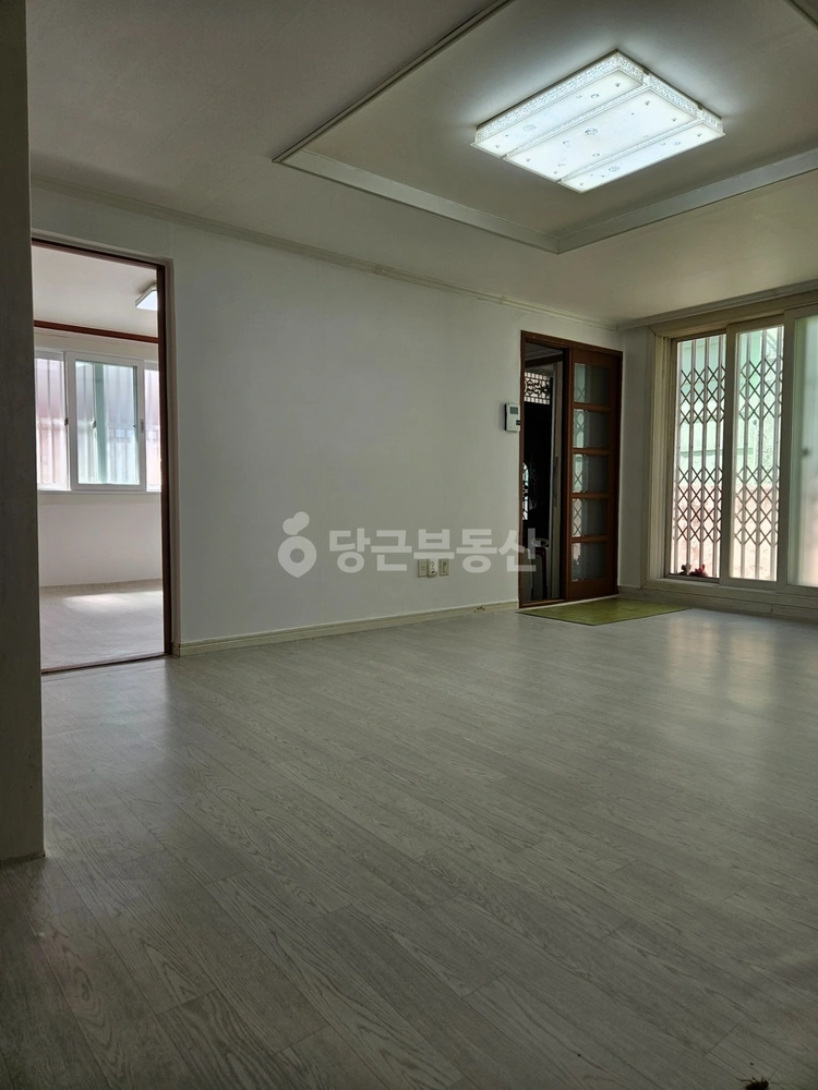 부산광역시 사하구 괴정동 빌라(투룸 이상) 사진 1