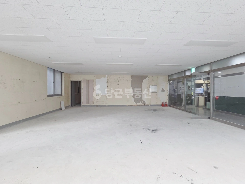 충청남도 천안시 서북구 불당동 상가 사진 1