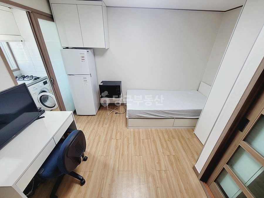 부산광역시 금정구 장전동 원룸 사진 1