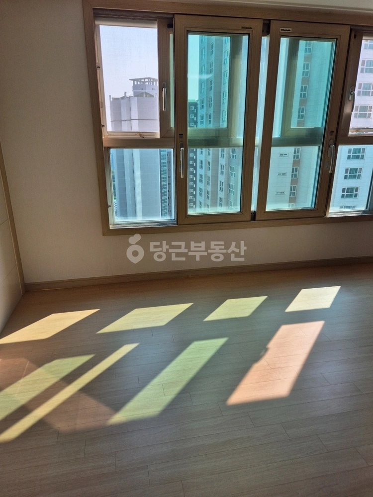 전북특별자치도 군산시 대명동 아파트 사진 1