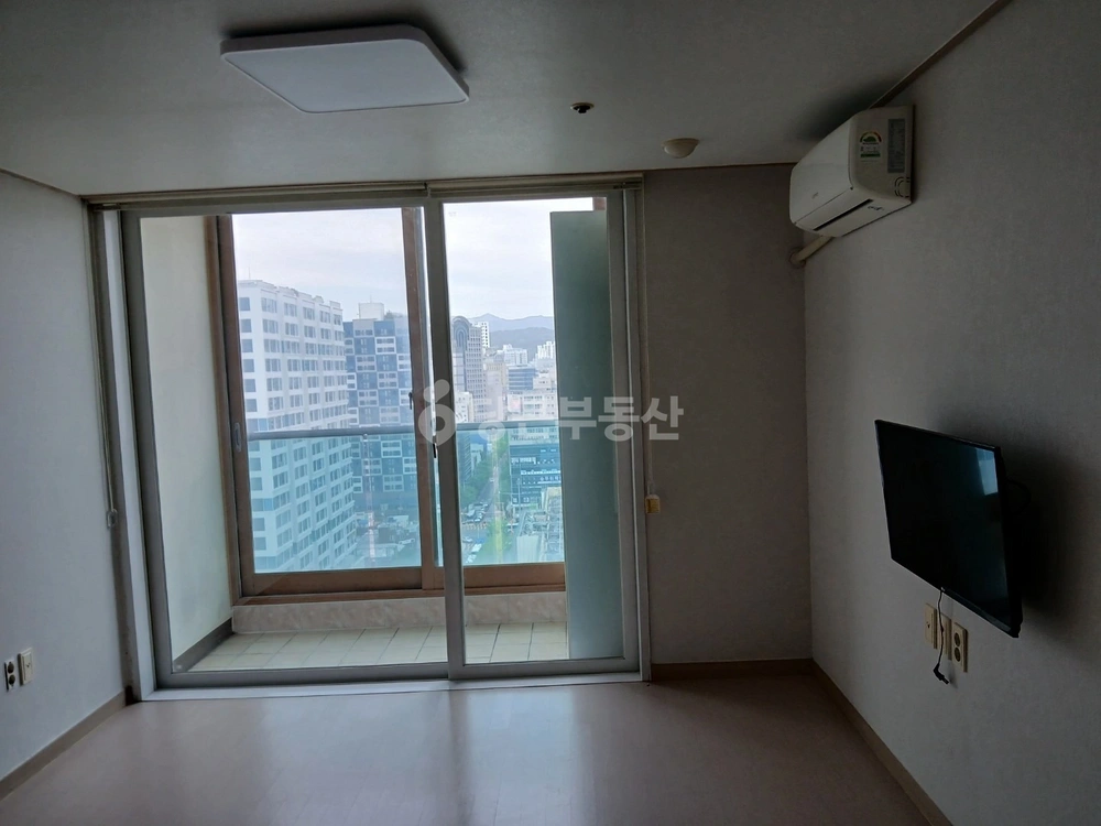 부산광역시 부산진구 전포동 아파트 사진 1