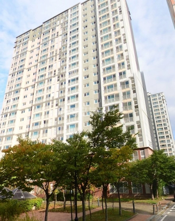 경기도 화성시 만세구 향남읍 아파트 사진 1