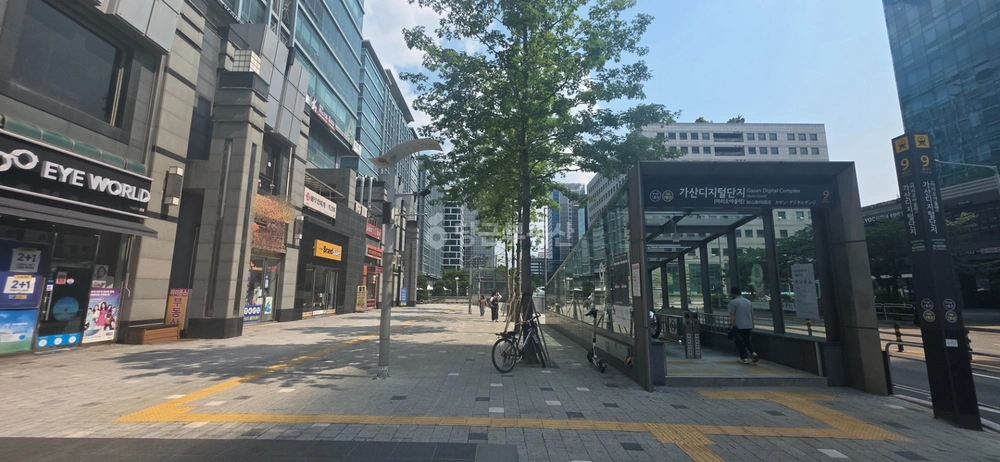 서울특별시 금천구 가산동 상가 사진 1