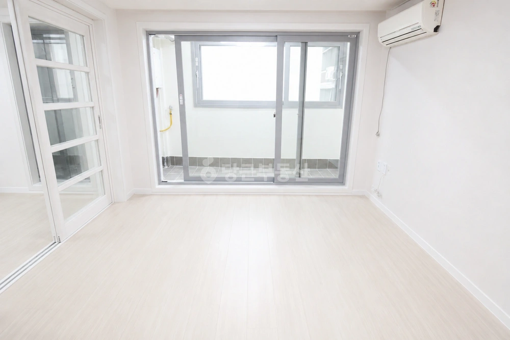 서울특별시 강남구 논현동 원룸 사진 1