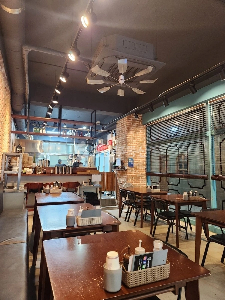 경기도 고양시 일산동구 장항동 상가 사진 1