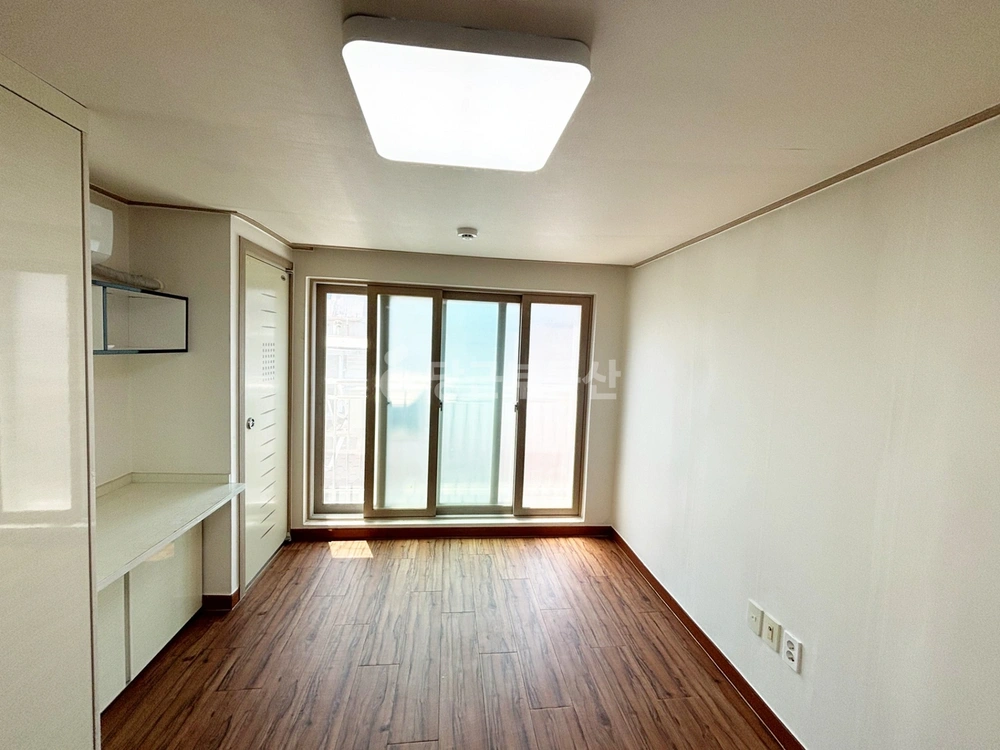 서울특별시 강남구 역삼동 원룸 사진 1