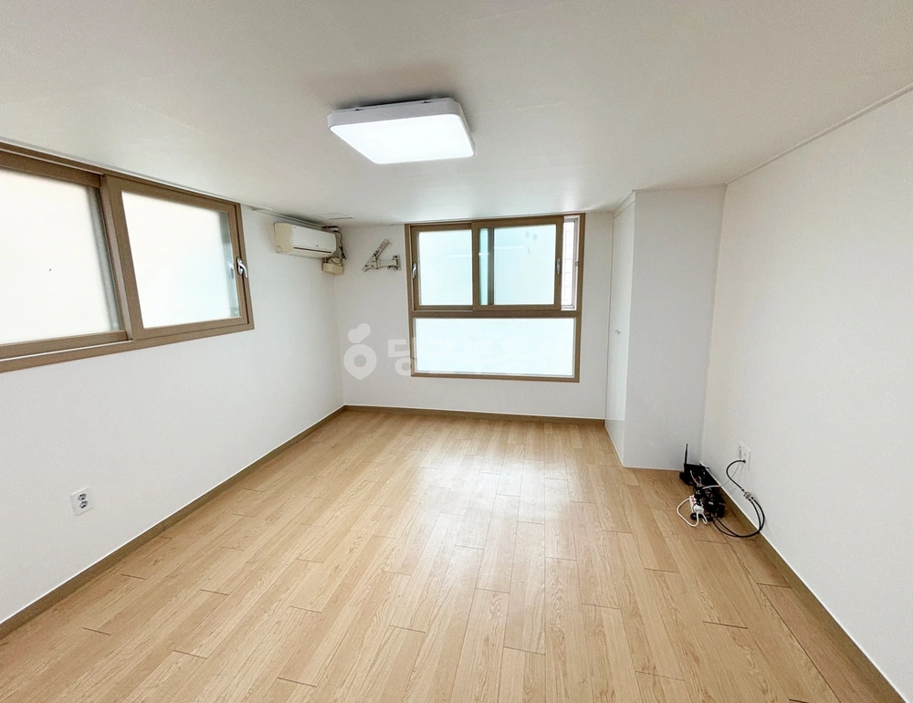 서울특별시 강남구 역삼동 원룸 사진 1