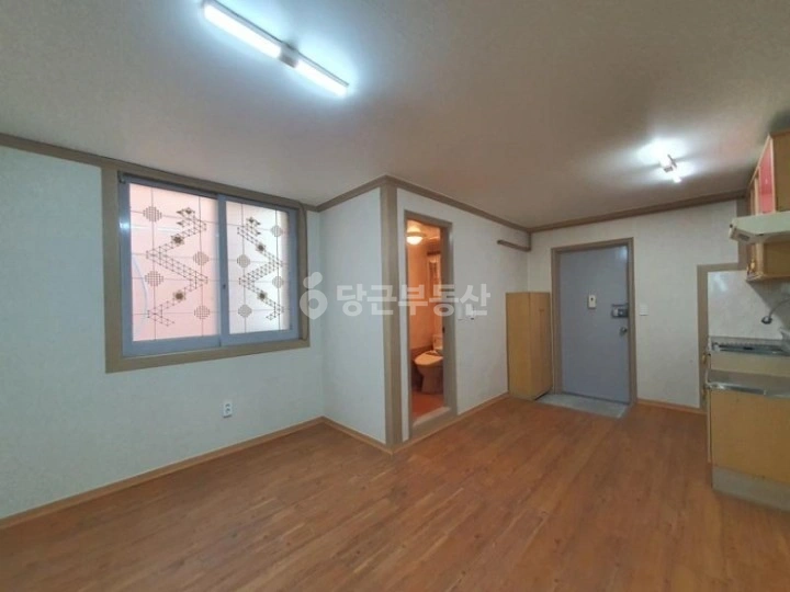 대전광역시 서구 탄방동 원룸 사진 1