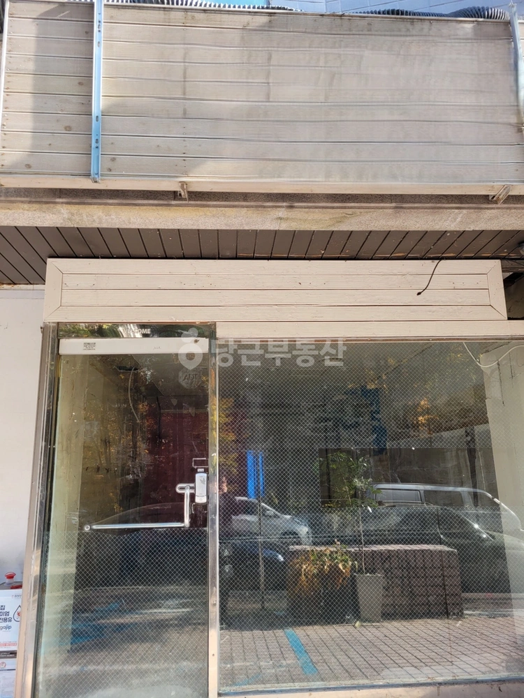 경기도 고양시 일산동구 중산동 상가 사진 1