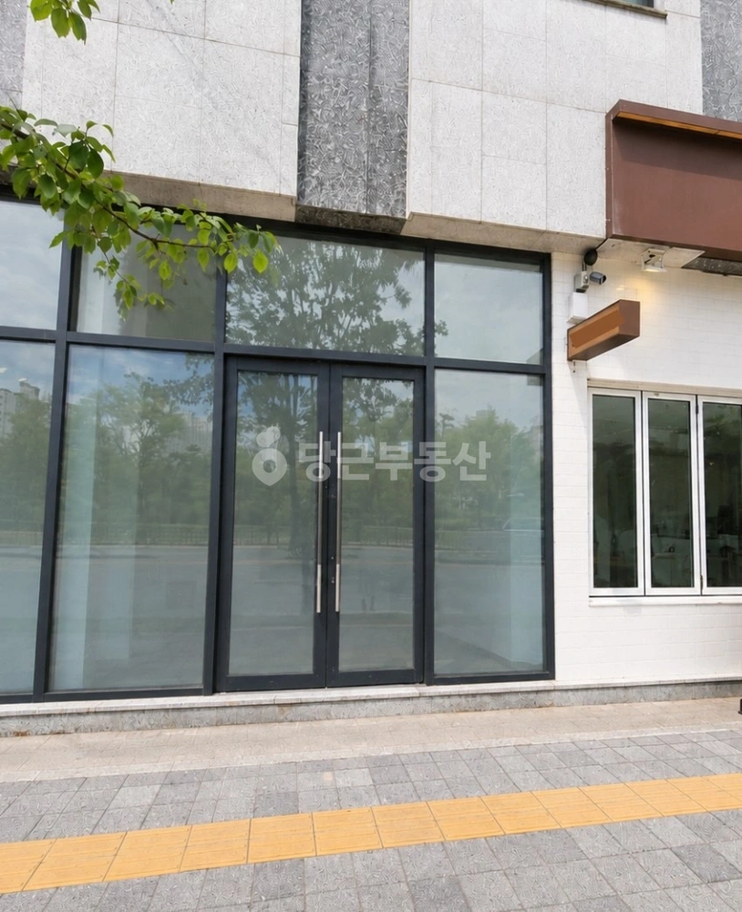 충청남도 천안시 서북구 불당동 상가 사진 1