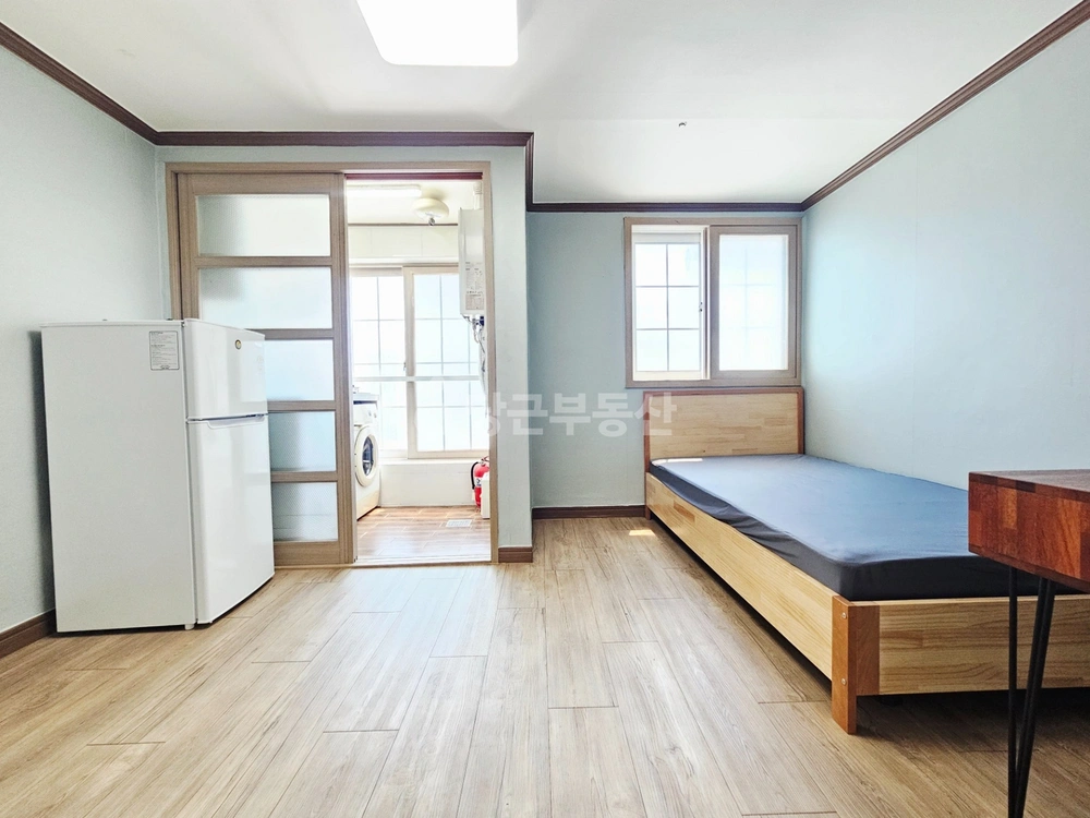 부산광역시 동구 좌천동 원룸 사진 1