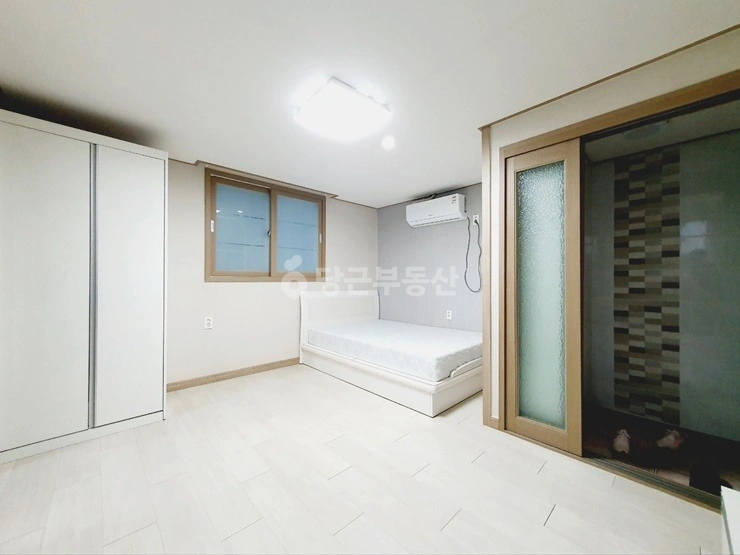 부산광역시 수영구 민락동 원룸 사진 1