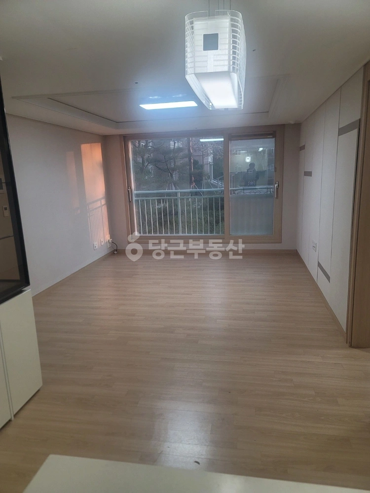 부산광역시 강서구 명지동 아파트 사진 1