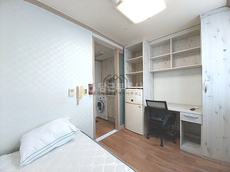 대전광역시 중구 용두동 원룸 사진 1