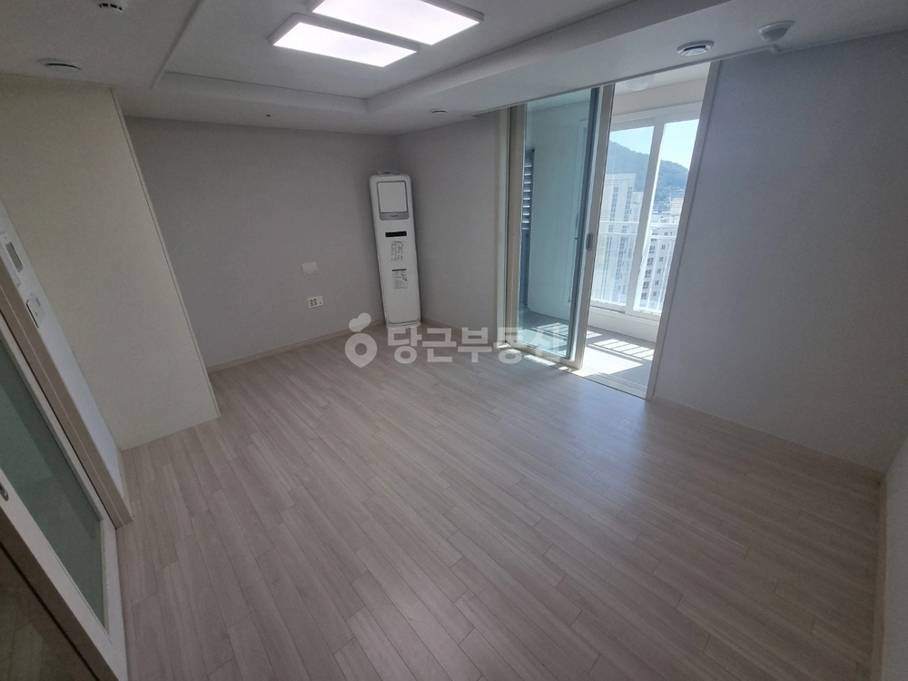 부산광역시 사하구 괴정동 아파트 사진 1