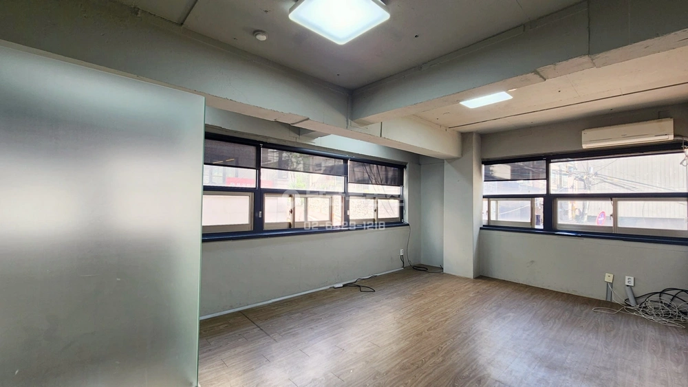 서울특별시 강남구 논현동 사무실 사진 1