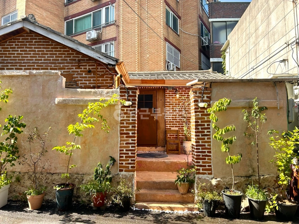 서울특별시 마포구 연남동 상가 사진 1