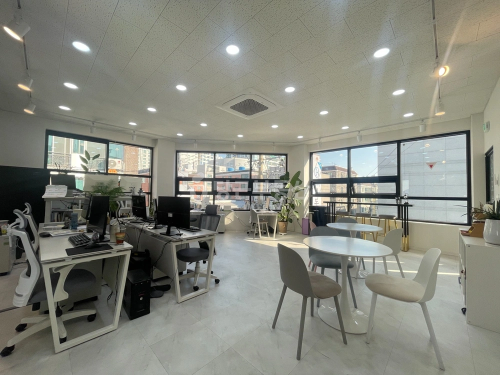 부산광역시 남구 대연동 상가 사진 1