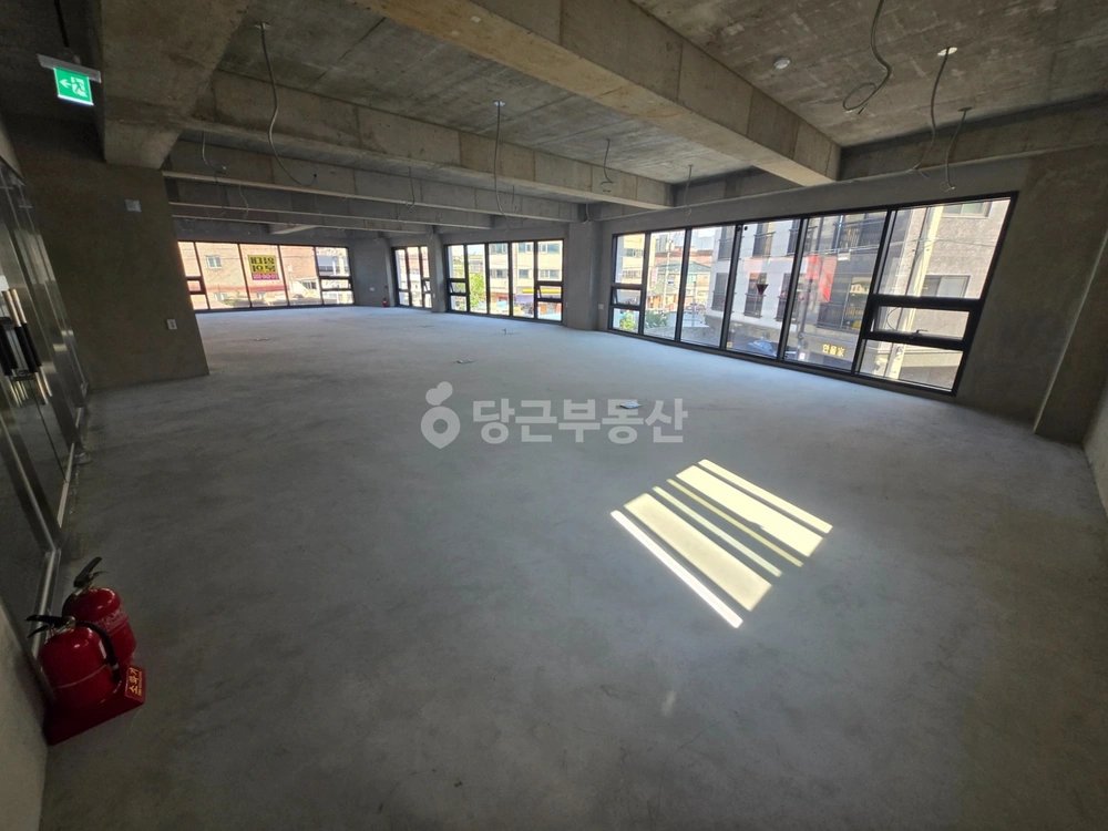 경기도 수원시 권선구 고색동 상가 사진 1