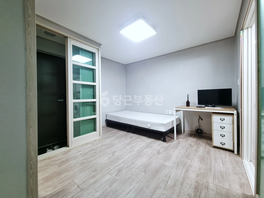 부산광역시 연제구 거제동 원룸 사진 1