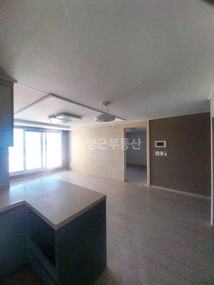부산광역시 강서구 화전동 아파트 사진 1