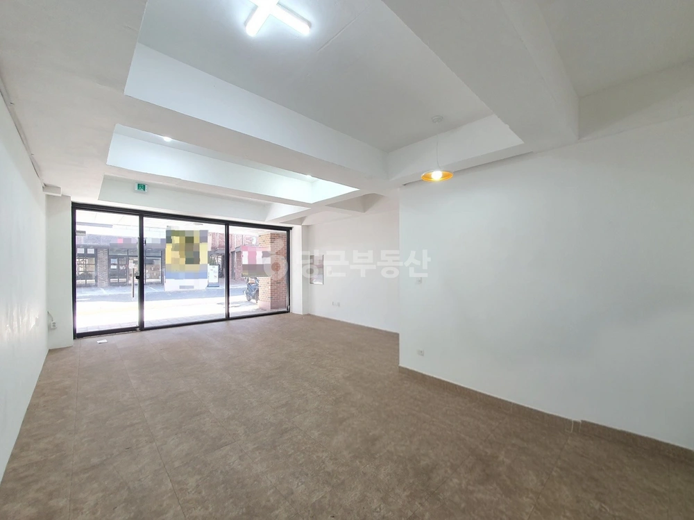 경기도 파주시 목동동 상가 사진 1