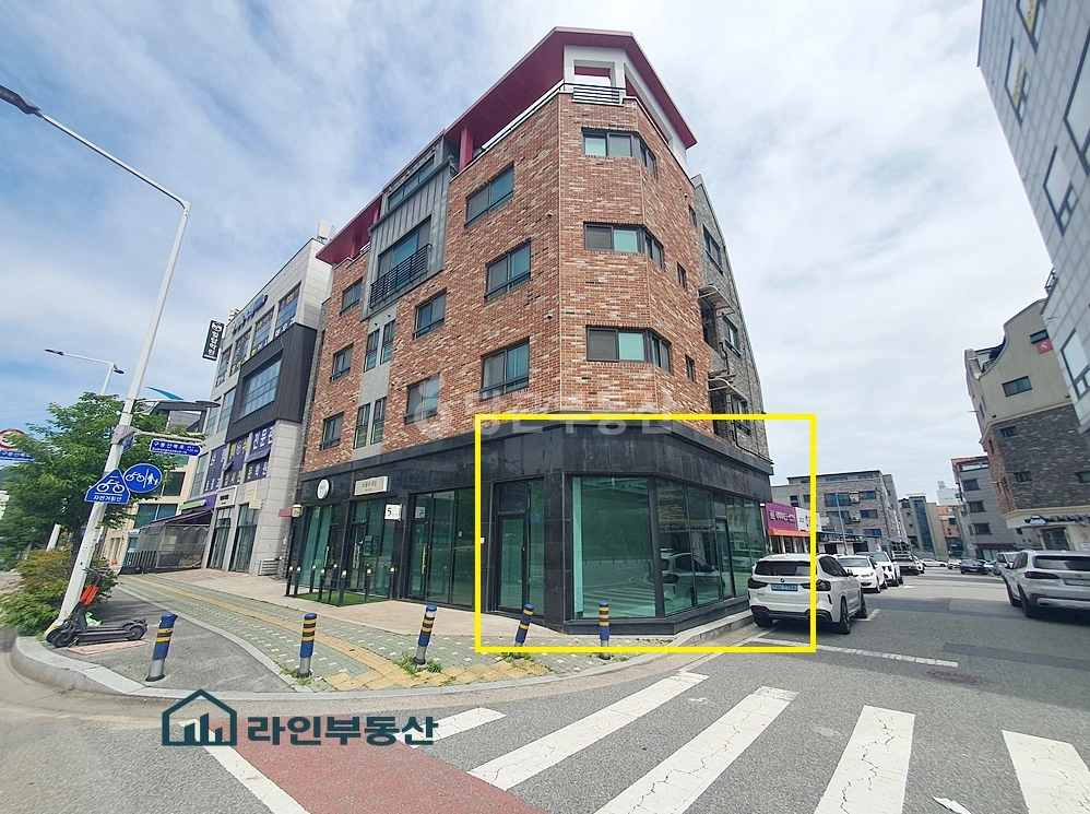 대전광역시 서구 관저동 상가 사진 1