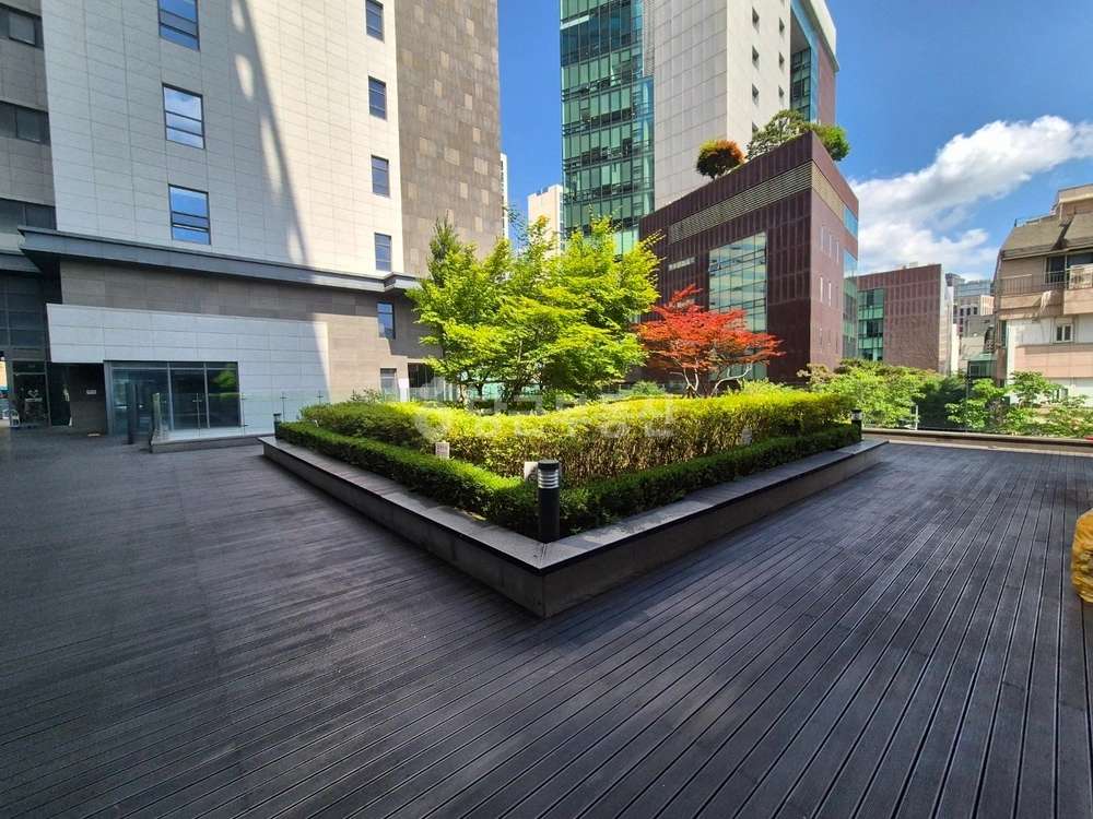 서울특별시 강남구 논현동 상가 사진 1