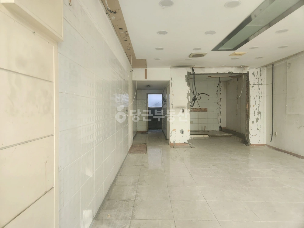경상남도 창원시 의창구 팔용동 상가 사진 1