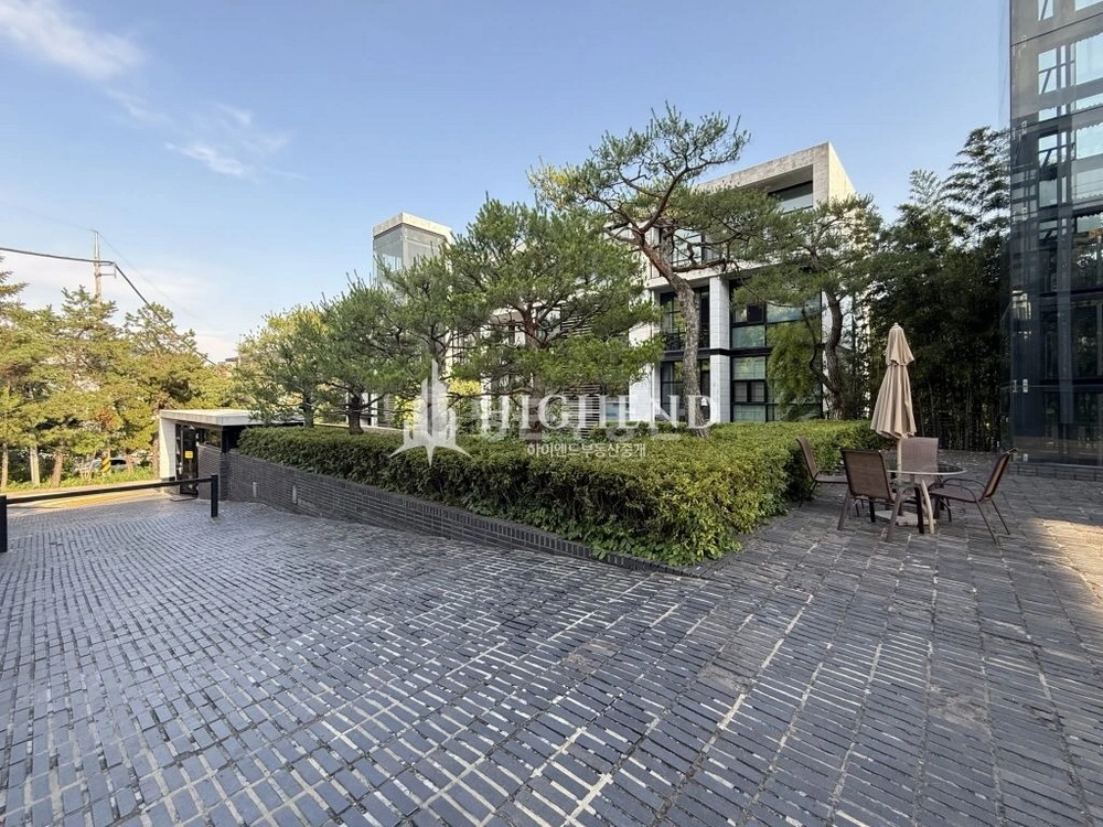 경기도 성남시 분당구 운중동 아파트 사진 1