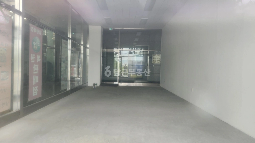 경기도 수원시 권선구 금곡동 상가 사진 1