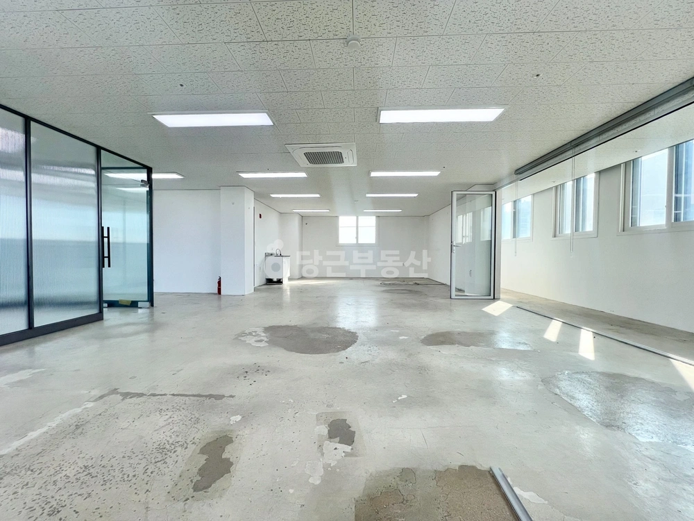 서울특별시 마포구 성산동 사무실 사진 1