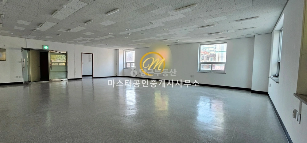 경기도 수원시 팔달구 우만동 상가 사진 1