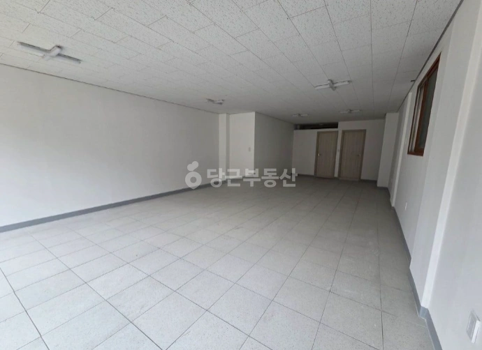대전광역시 서구 괴정동 상가 사진 1