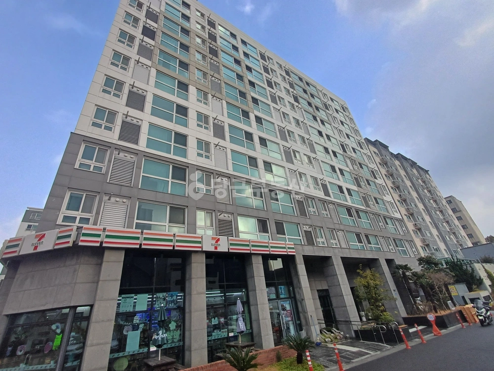 제주특별자치도 제주시 외도일동 아파트 사진 1