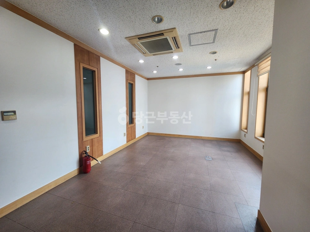 부산광역시 남구 대연동 사무실 사진 1