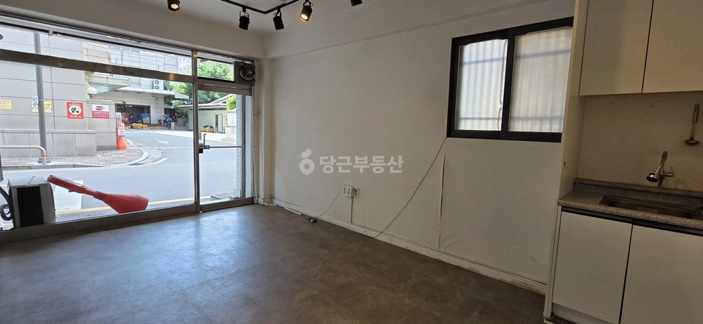서울특별시 관악구 신림동 상가 사진 1