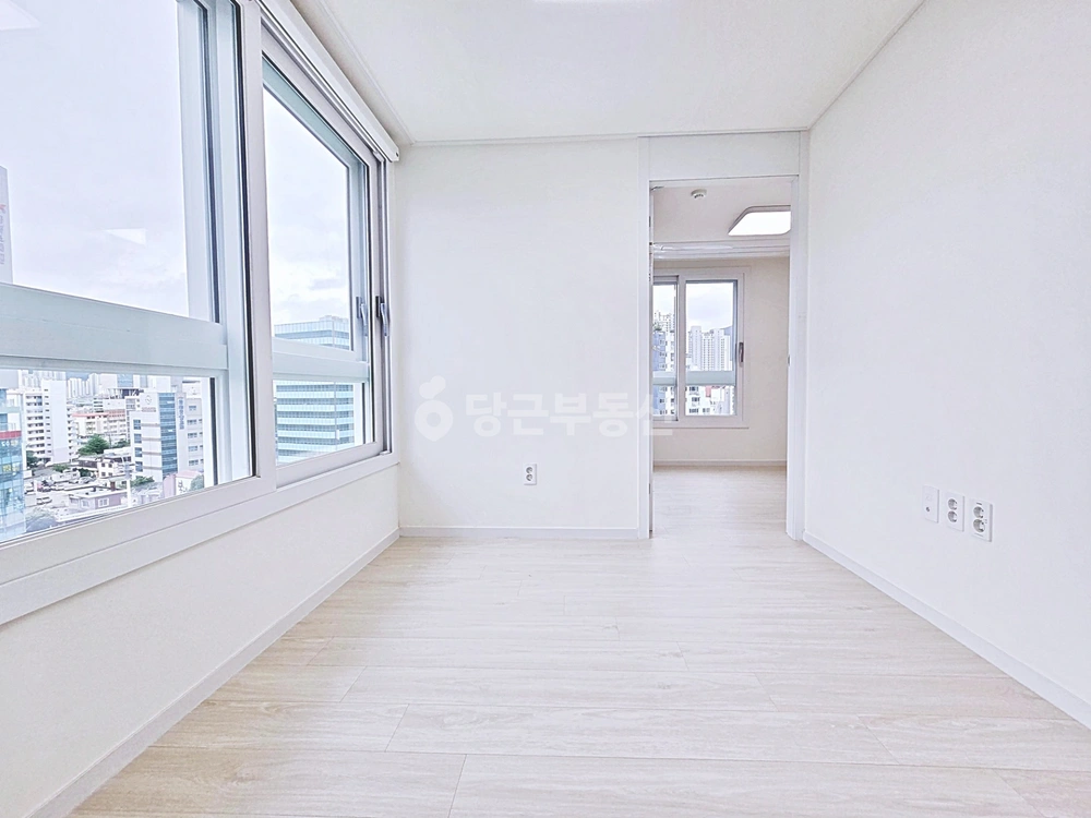 부산광역시 동래구 수안동 오피스텔 사진 1