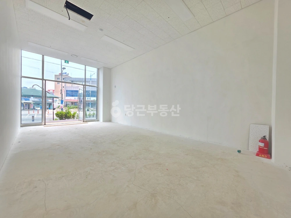 경상남도 창원시 진해구 용원동 상가 사진 1