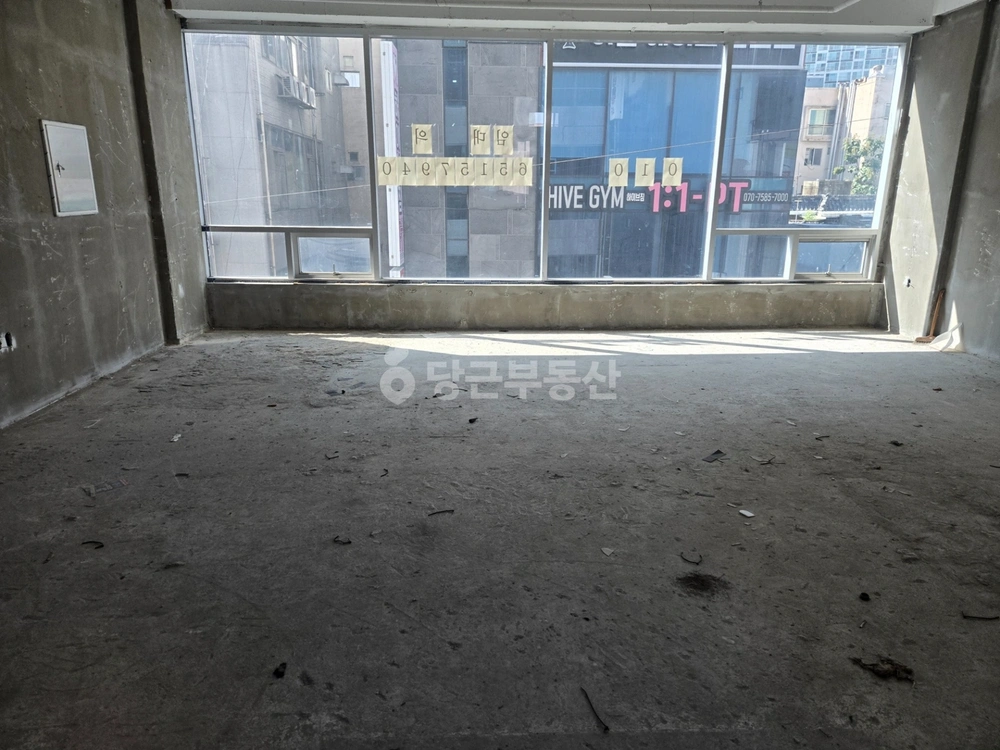 부산광역시 남구 대연동 상가 사진 1