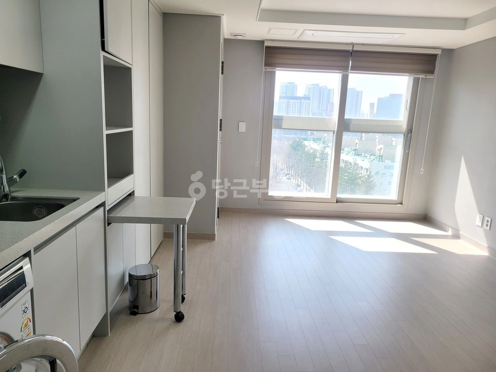 서울특별시 영등포구 여의도동 오피스텔 사진 1